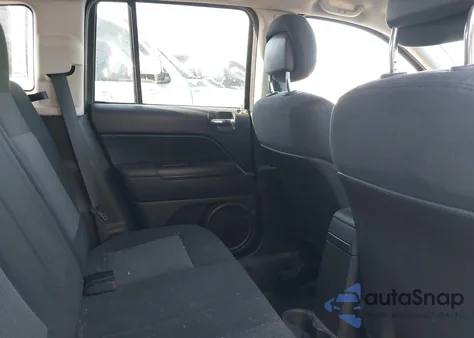 2013 Jeep Compass Sport z USA, uszkodzony, nr VIN 1C4NJCBB0DD218439